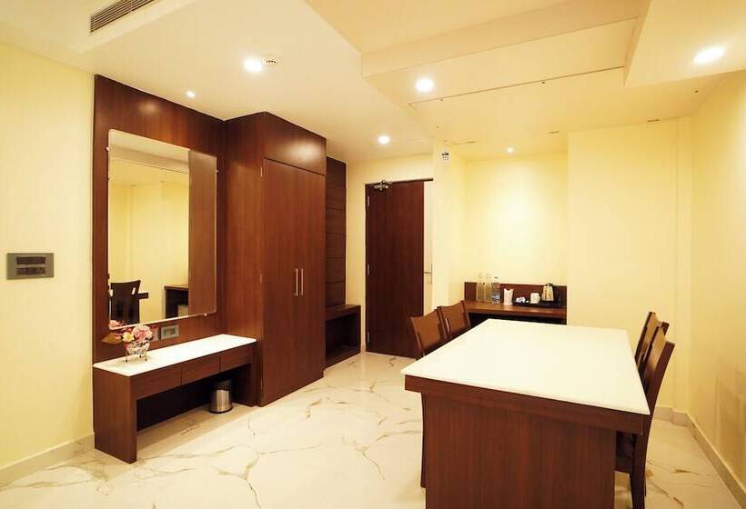 Shanti Seaview Resort & Spa