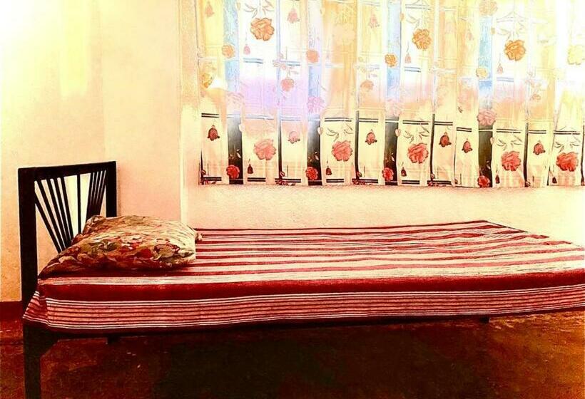 Coca Cola Hostel Malabe