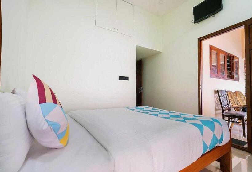 호텔 O Atharvam Resort