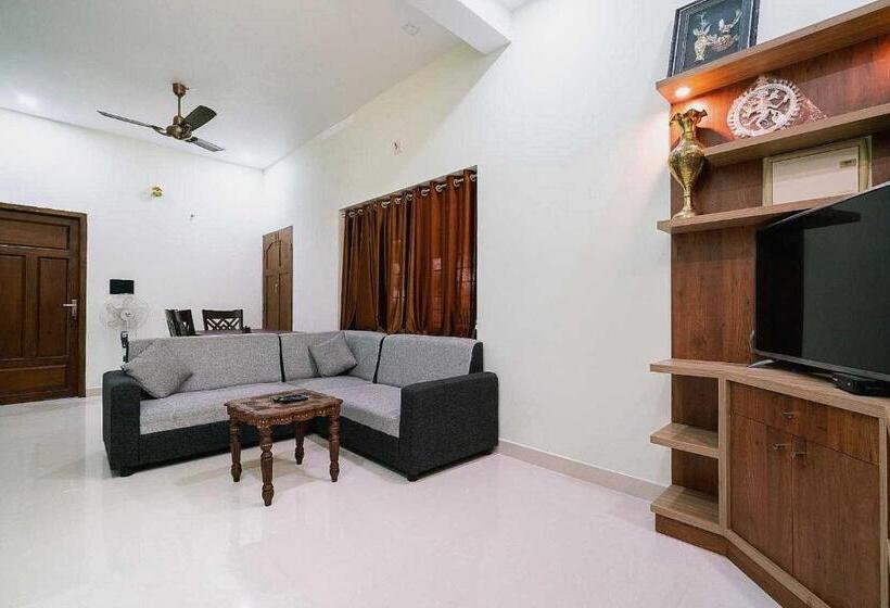 호텔 O Atharvam Resort