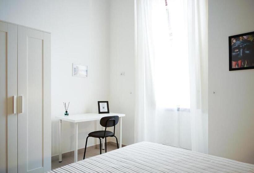 پانسیون From Home To Vesuvius Rooms