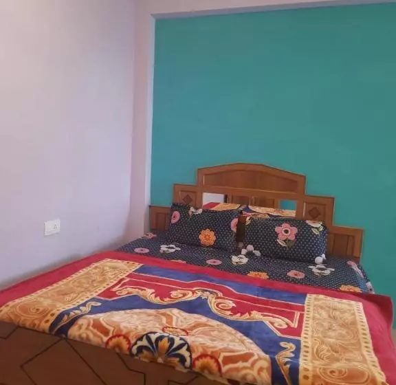 ユースホステル Himalayan Stays