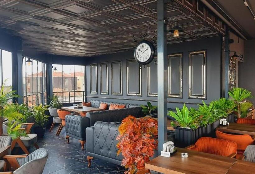 בית מלון כפרי Grand royal