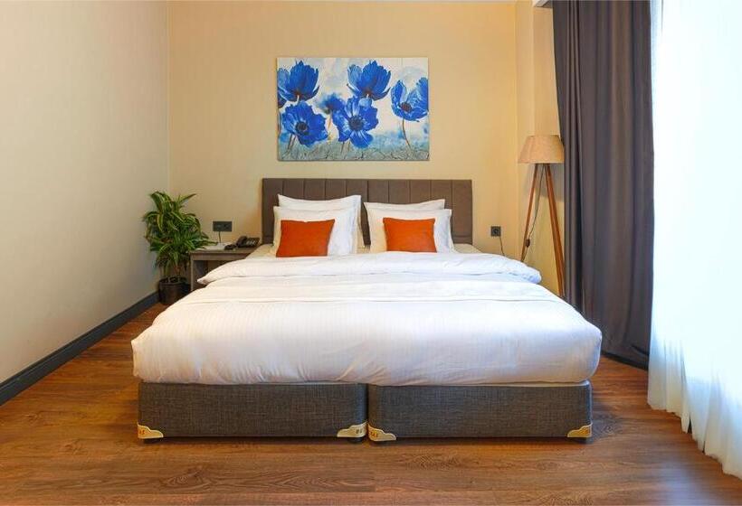 בית מלון כפרי Grand royal