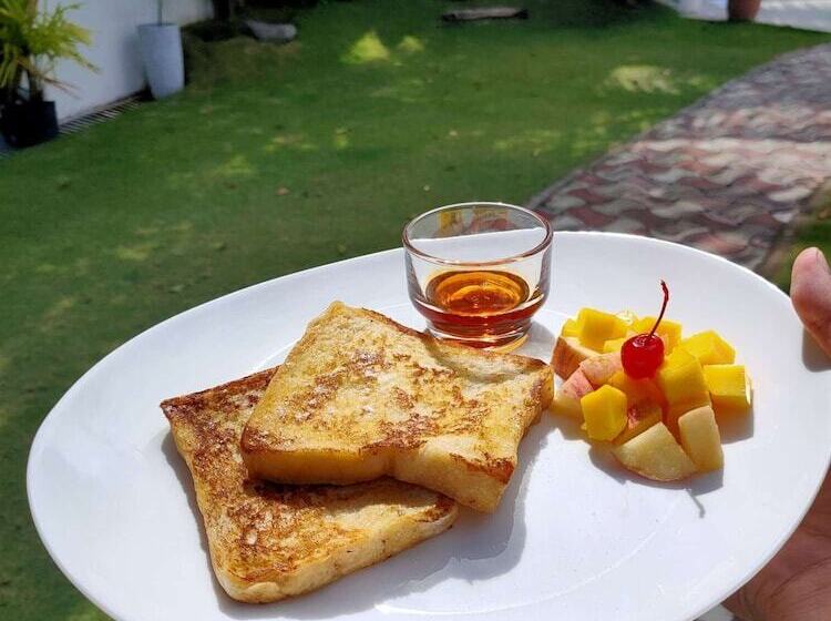 تختخواب و صبحانه Sea Horizon Resort