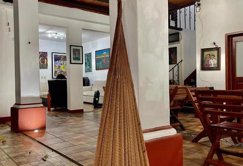 בית מלון כפרי Casa Teresa Café Galería