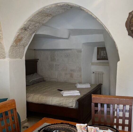 ベッドアンドブレックファースト Locazione Turistica Il Boschetto