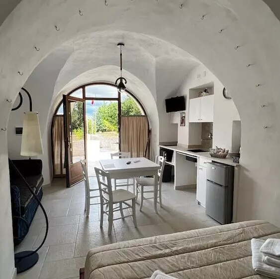 Aamiaismajoitus (B&B) Locazione Turistica Il Boschetto