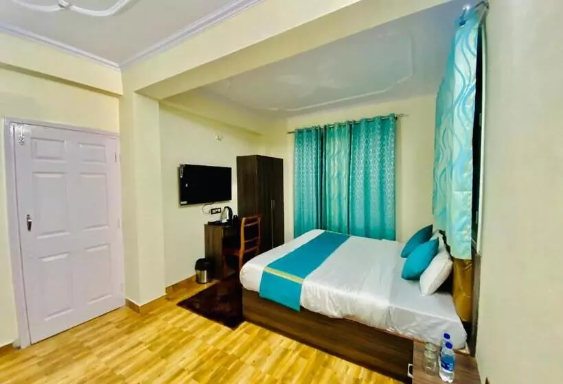 ホテル Staynest Mashobra With Balcony  A Peacefull Stay