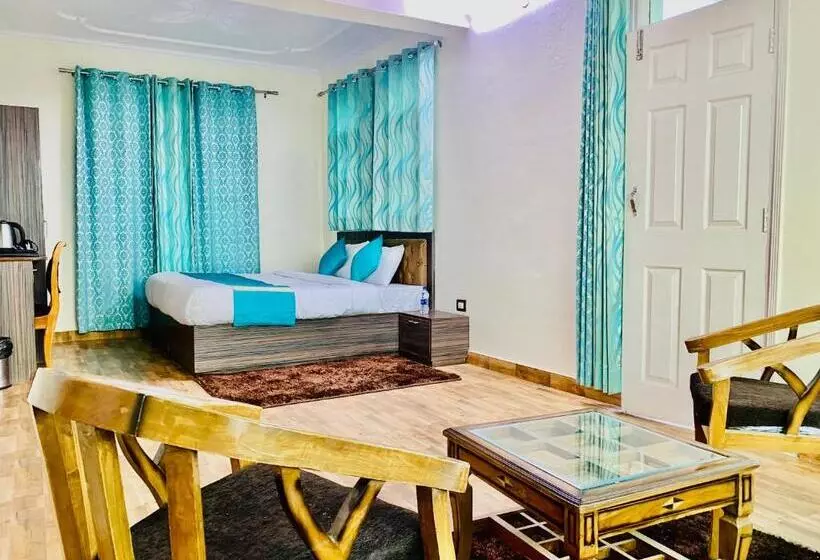 ホテル Staynest Mashobra With Balcony  A Peacefull Stay