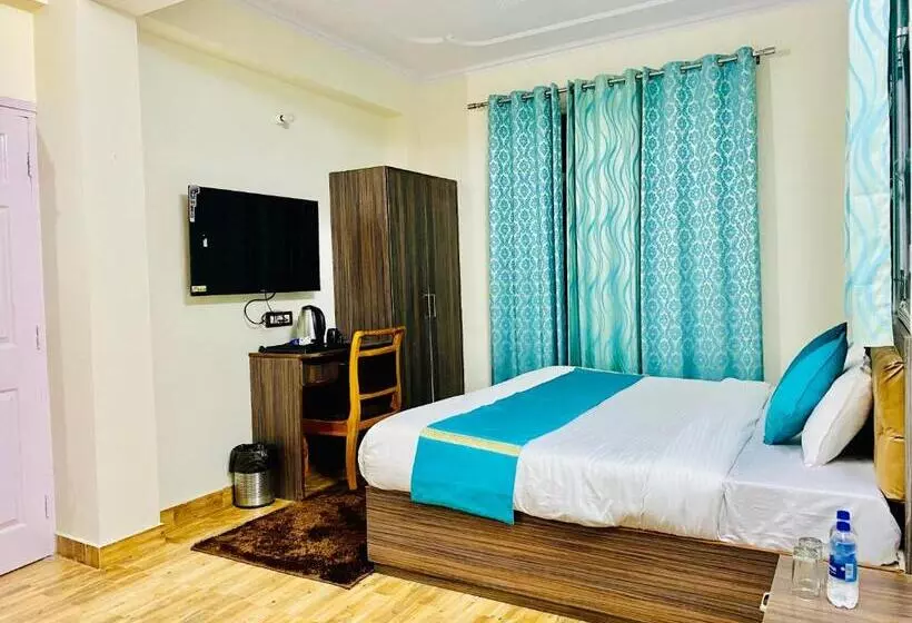 ホテル Staynest Mashobra With Balcony  A Peacefull Stay