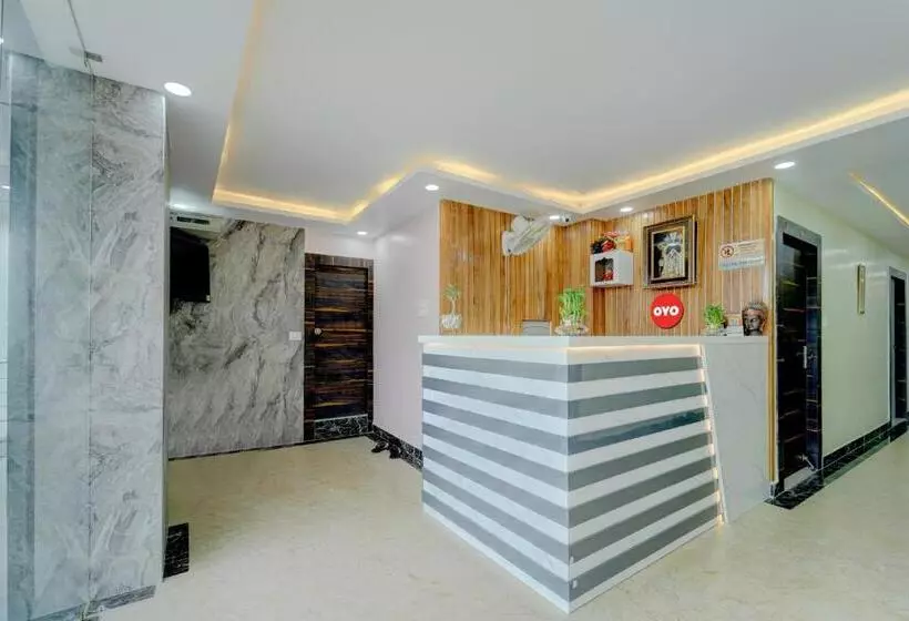 Oyo Flagship N S Hotel Banquet & Cafe