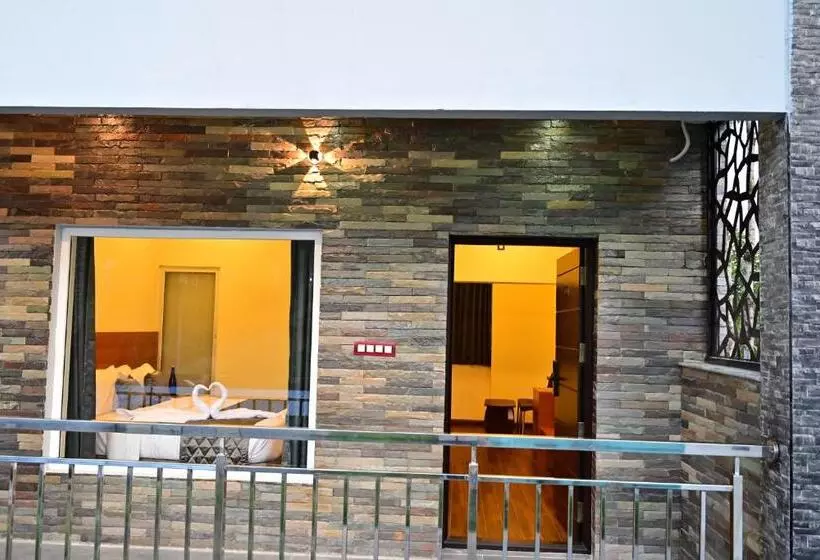ホテル Lasinara Inn