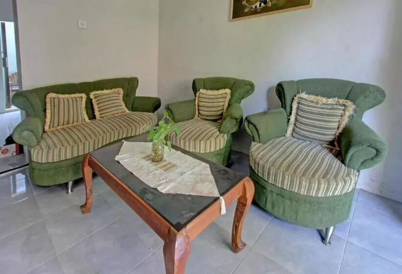 ホテル Oyo 92825 Kamar Lombok