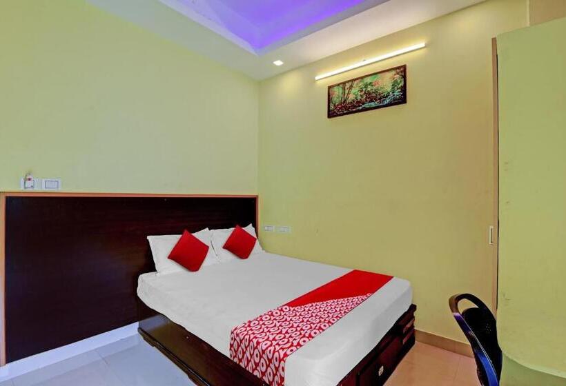 Hotel Oyo Flagship Naval Tower