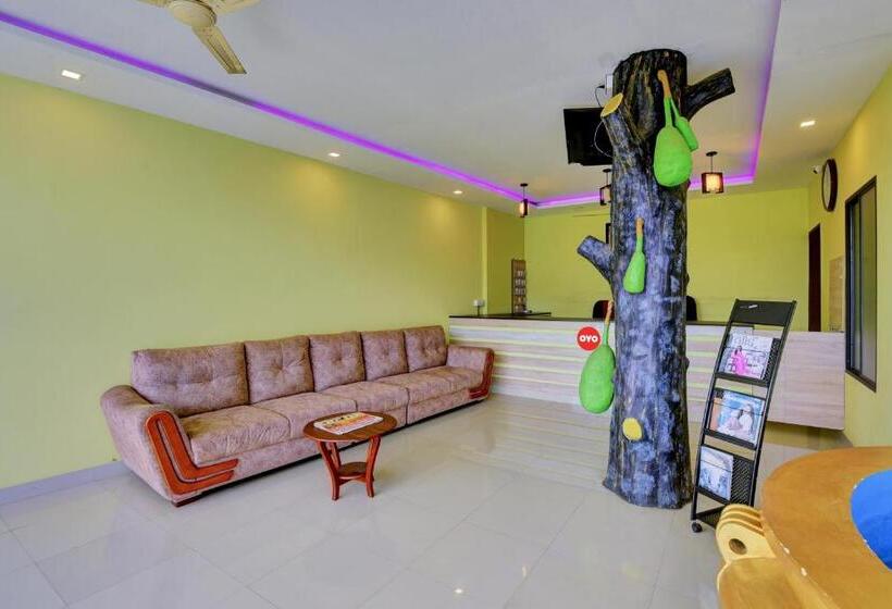 Hotel Oyo Flagship Naval Tower