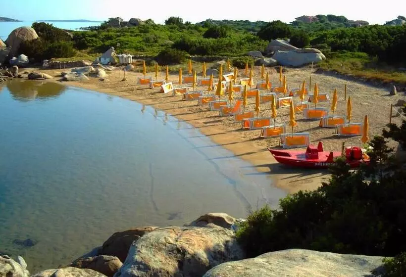 Residence With Private Beach In Marinella