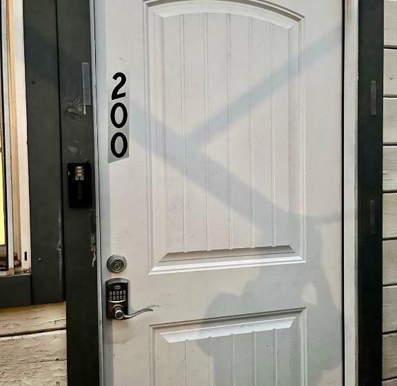 بنسيون 200 Direct Access