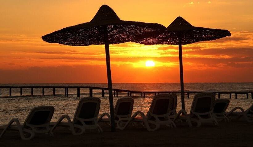 Amarina Queen Resort & Aqua Park Marsa Alam