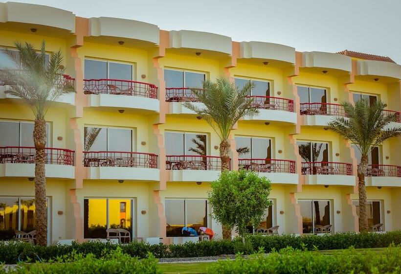 Amarina Queen Resort & Aqua Park Marsa Alam