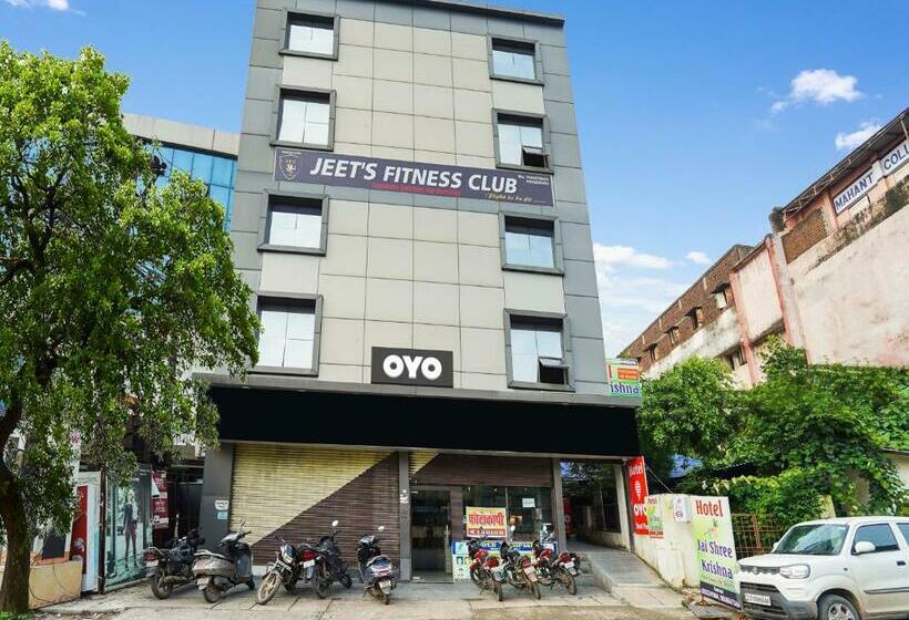 Hotelli Oyo Flagship Jai Shri Krishna