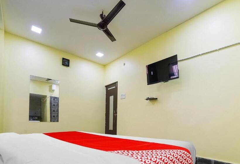 Hotelli Oyo Flagship Jai Shri Krishna