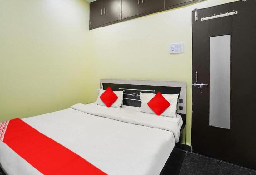 Hotelli Oyo Flagship Jai Shri Krishna