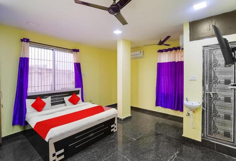 Hotelli Oyo Flagship Jai Shri Krishna