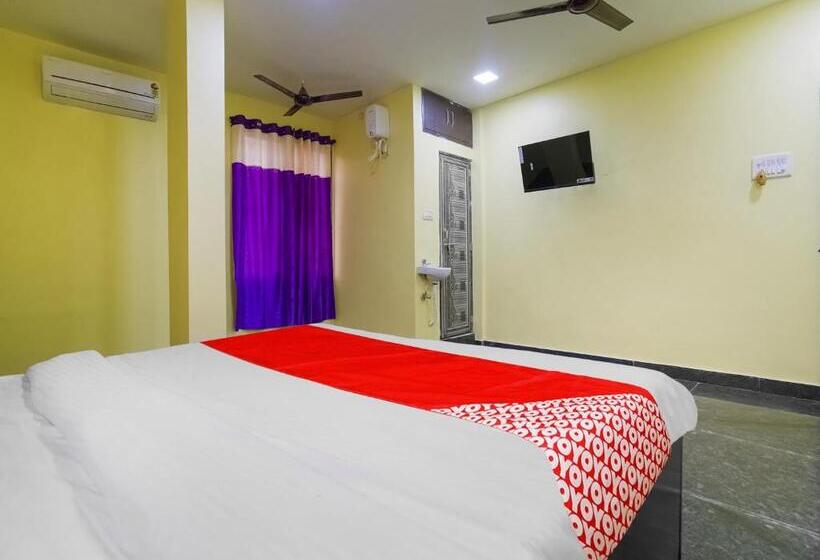 Hotelli Oyo Flagship Jai Shri Krishna