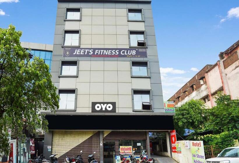 Hotelli Oyo Flagship Jai Shri Krishna