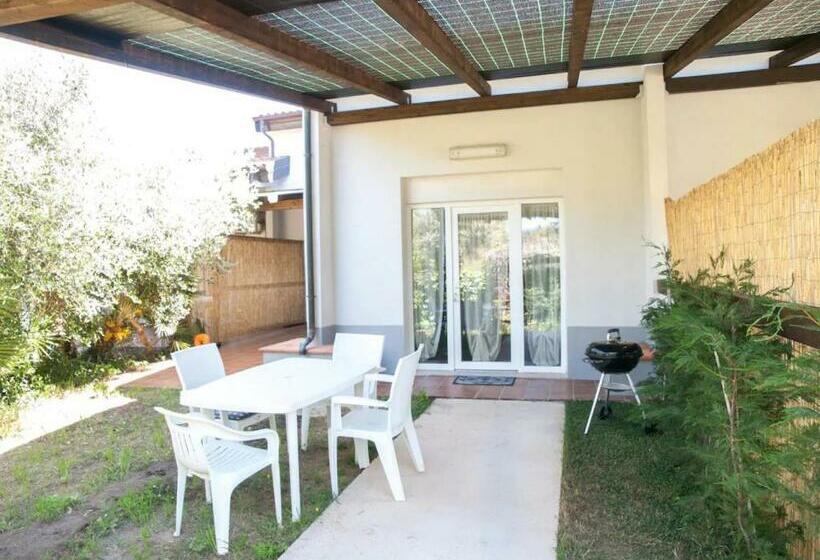 ホテル Trilocale Vicino Al Mare