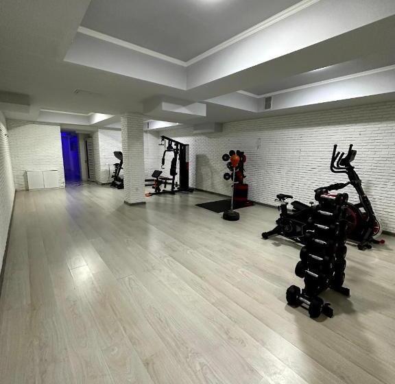 Izza Palace Hotel 150mbs Wifi