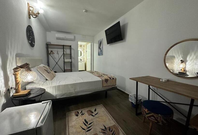 هتل Vilador Beach