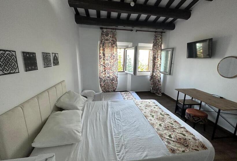 هتل Vilador Beach