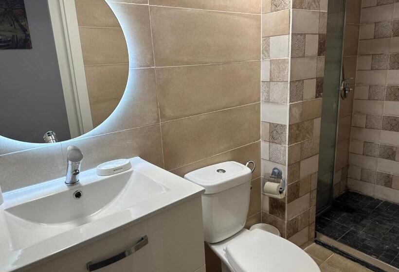 هتل Vilador Beach