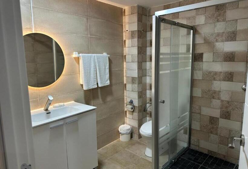 هتل Vilador Beach