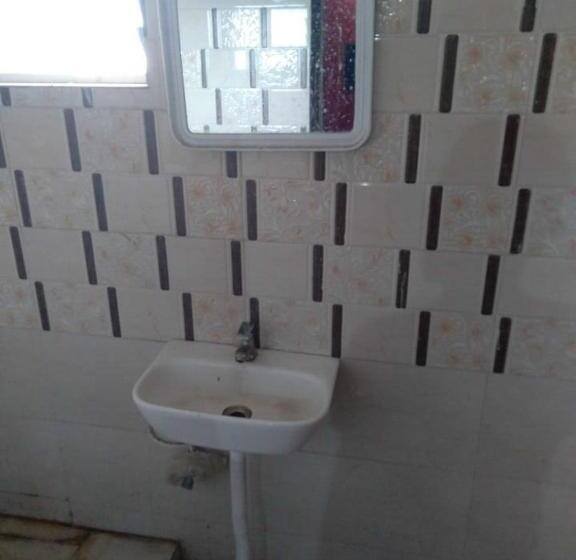 Oyo 81573 Blue Horizon Hotel Resort