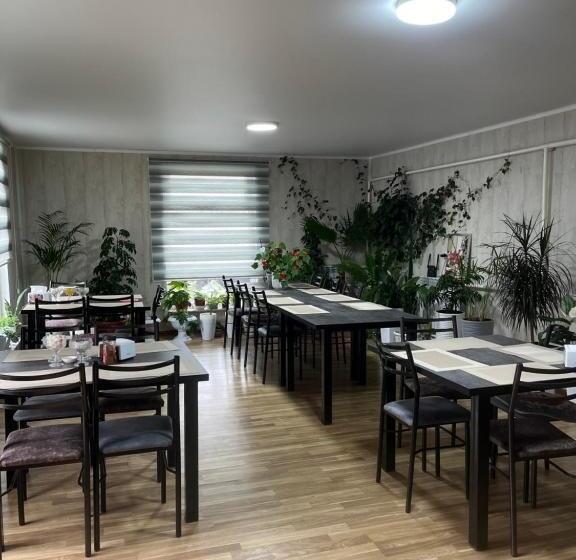 پانسیون Archa Guest House