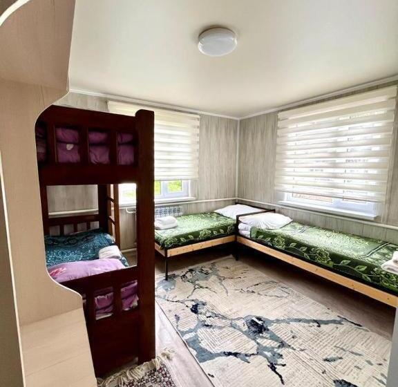 پانسیون Archa Guest House