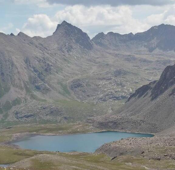 پانسیون Archa Guest House