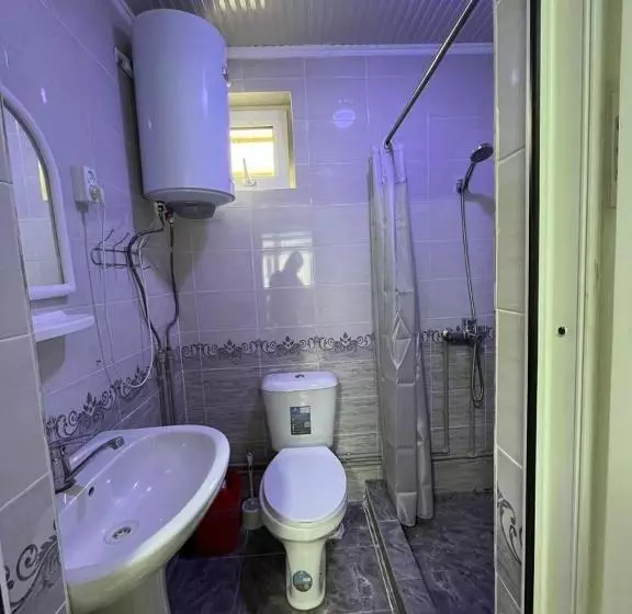 پانسیون Archa Guest House