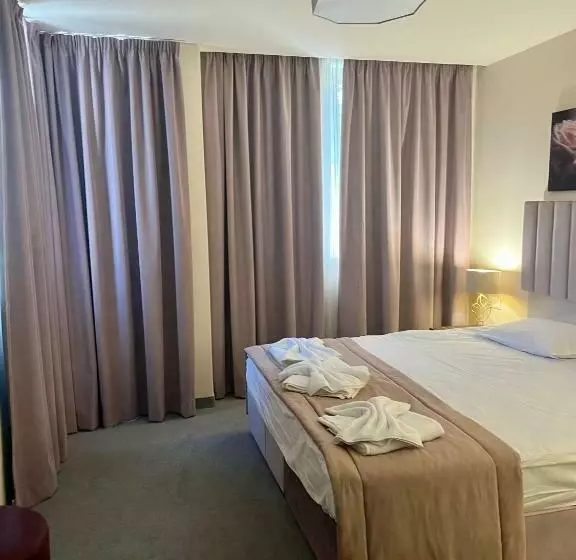 هتل Floral Boutique