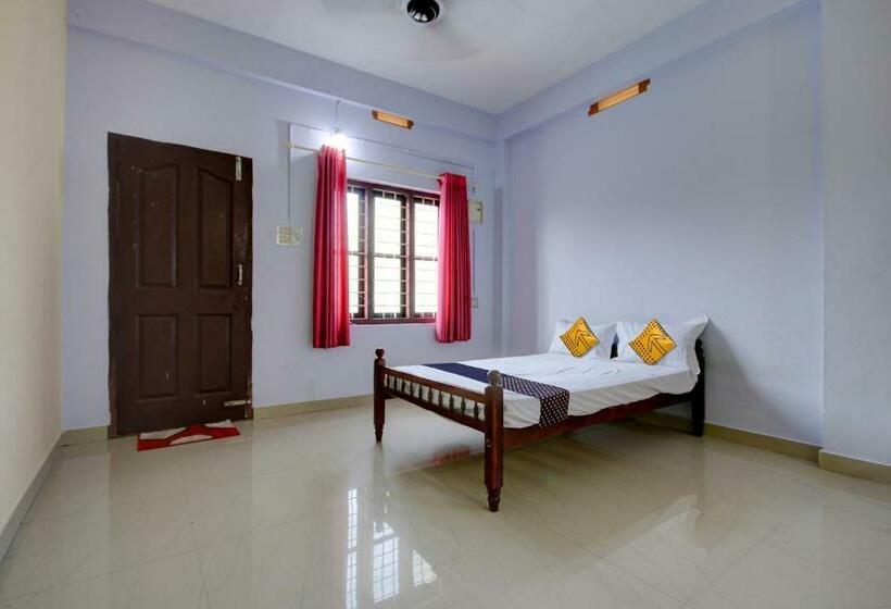 בית מלון כפרי Spot On Sreebadhra Stay