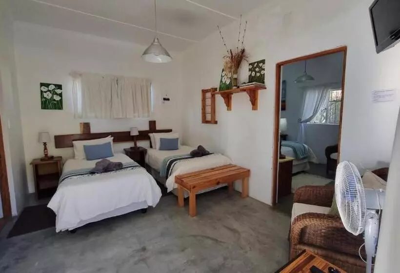 Majatalo Botuin Cottages