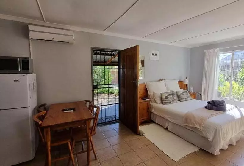 Majatalo Botuin Cottages