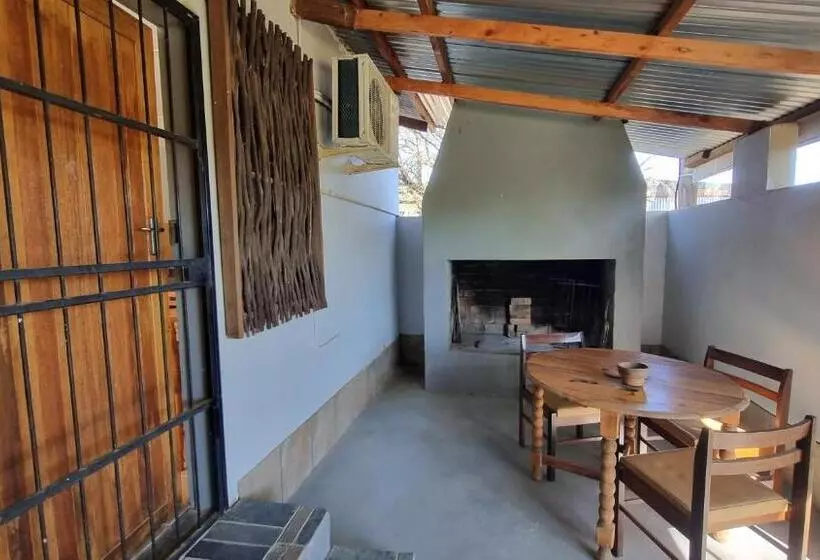 Majatalo Botuin Cottages