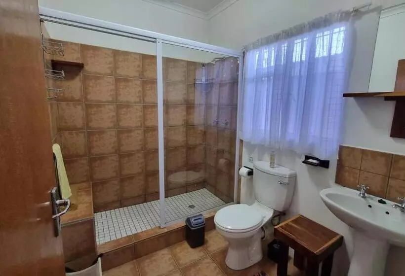 Majatalo Botuin Cottages