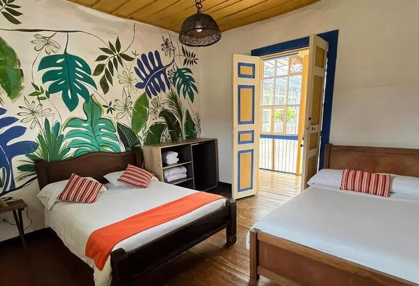 ユースホステル Hostal Ciudad De Segorbe