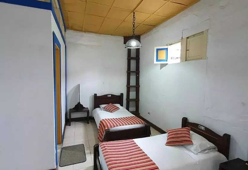 ユースホステル Hostal Ciudad De Segorbe