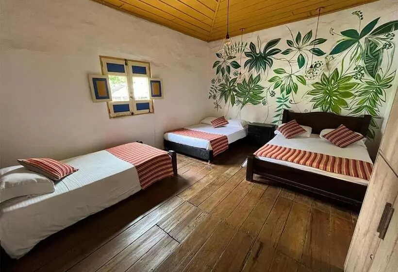 ユースホステル Hostal Ciudad De Segorbe